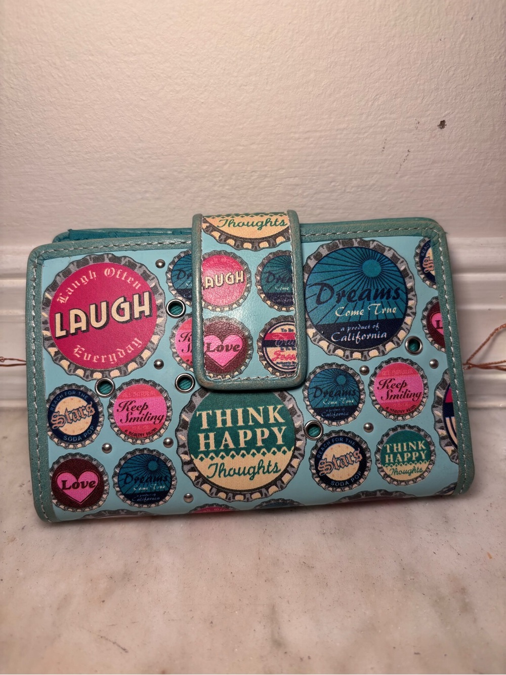 Fossil Vintage Bottle Cap Wallet